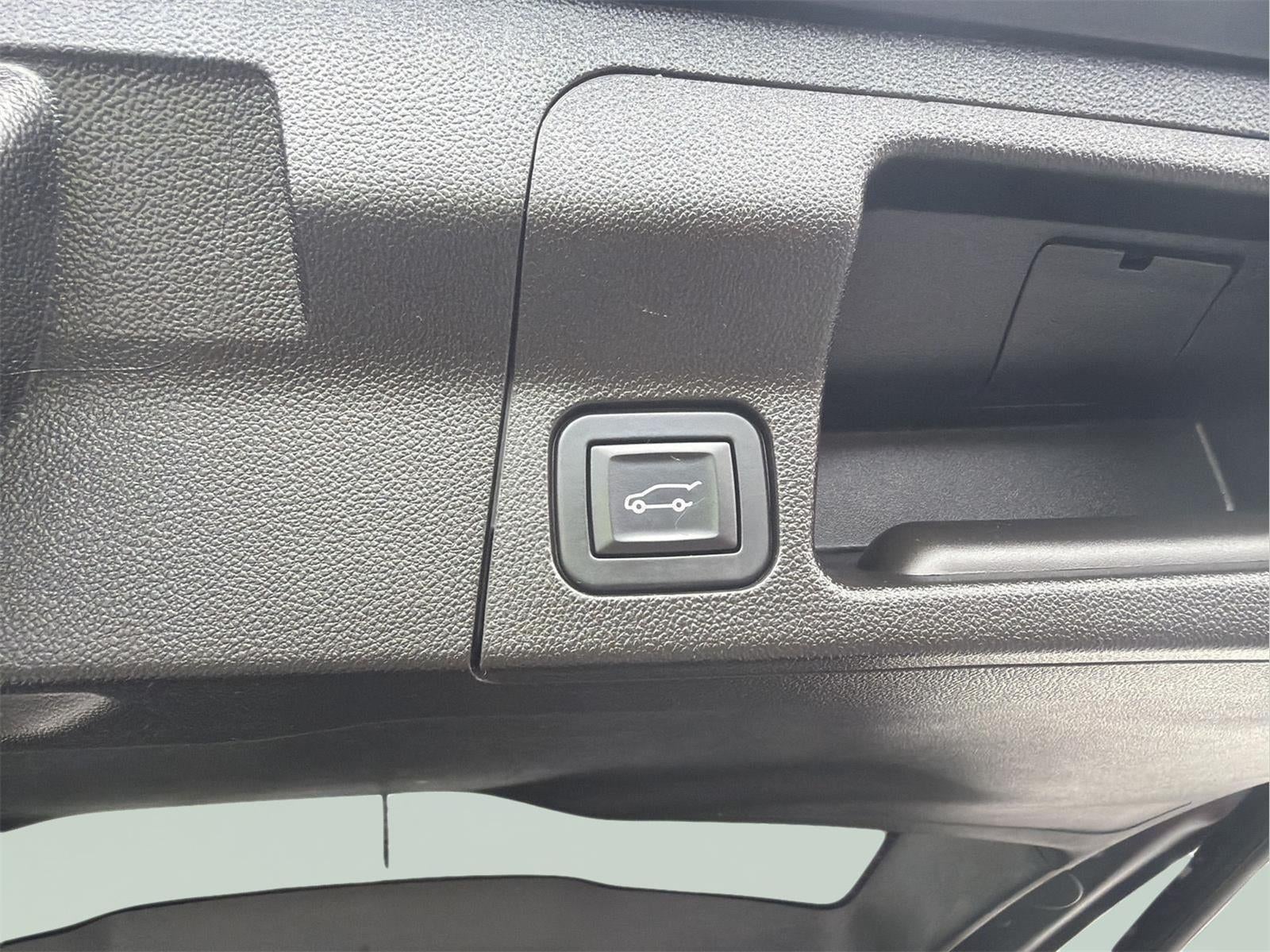 2017 GMC Acadia SLE