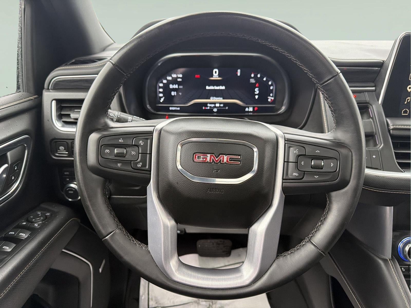2023 GMC Yukon SLT