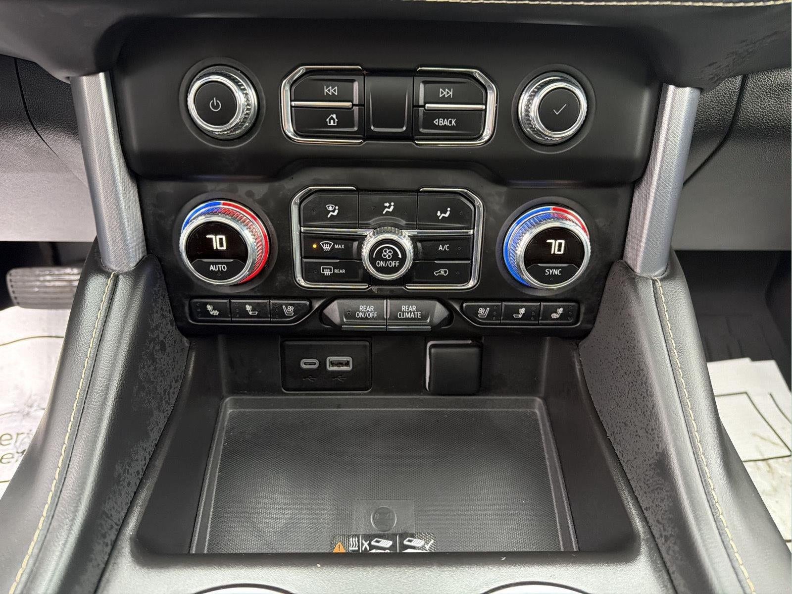 2023 GMC Yukon SLT