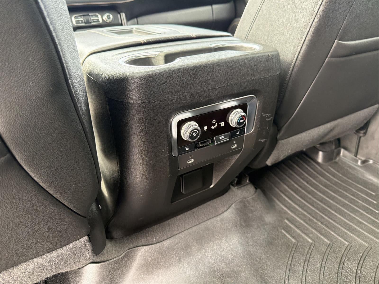 2022 GMC Yukon AT4