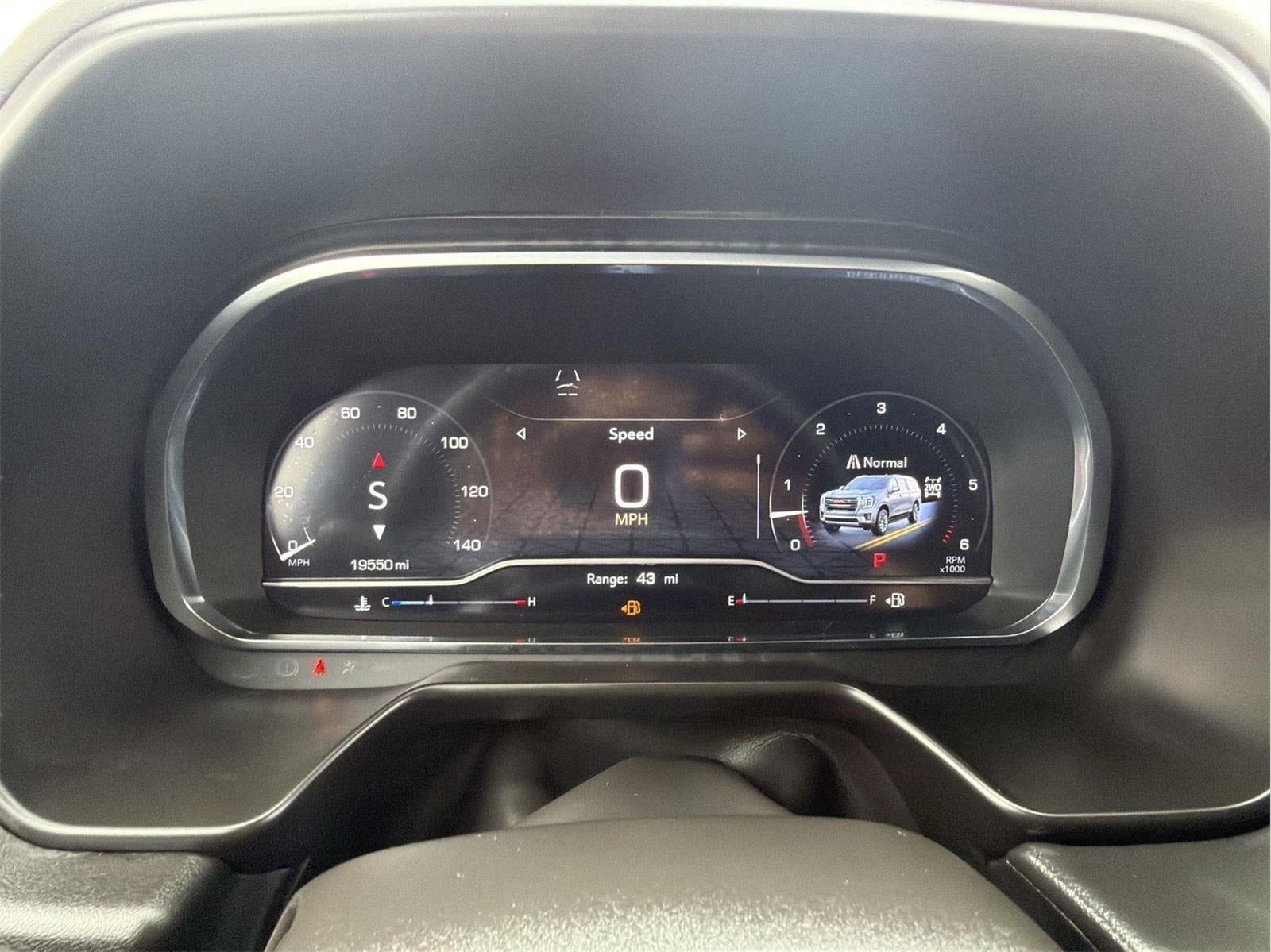 2024 GMC Yukon XL SLT