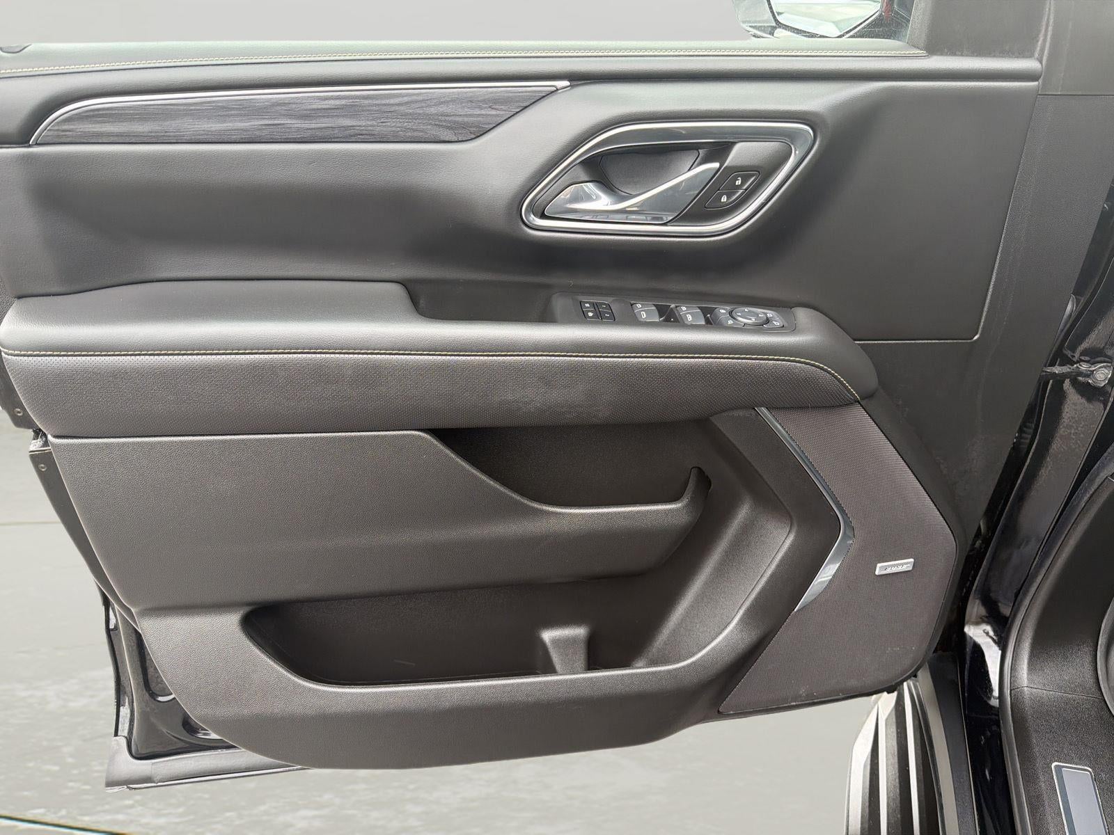 2024 GMC Yukon XL SLT