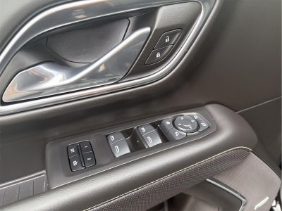 2024 GMC Yukon XL SLT