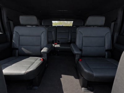 2025 GMC Yukon XL AT4