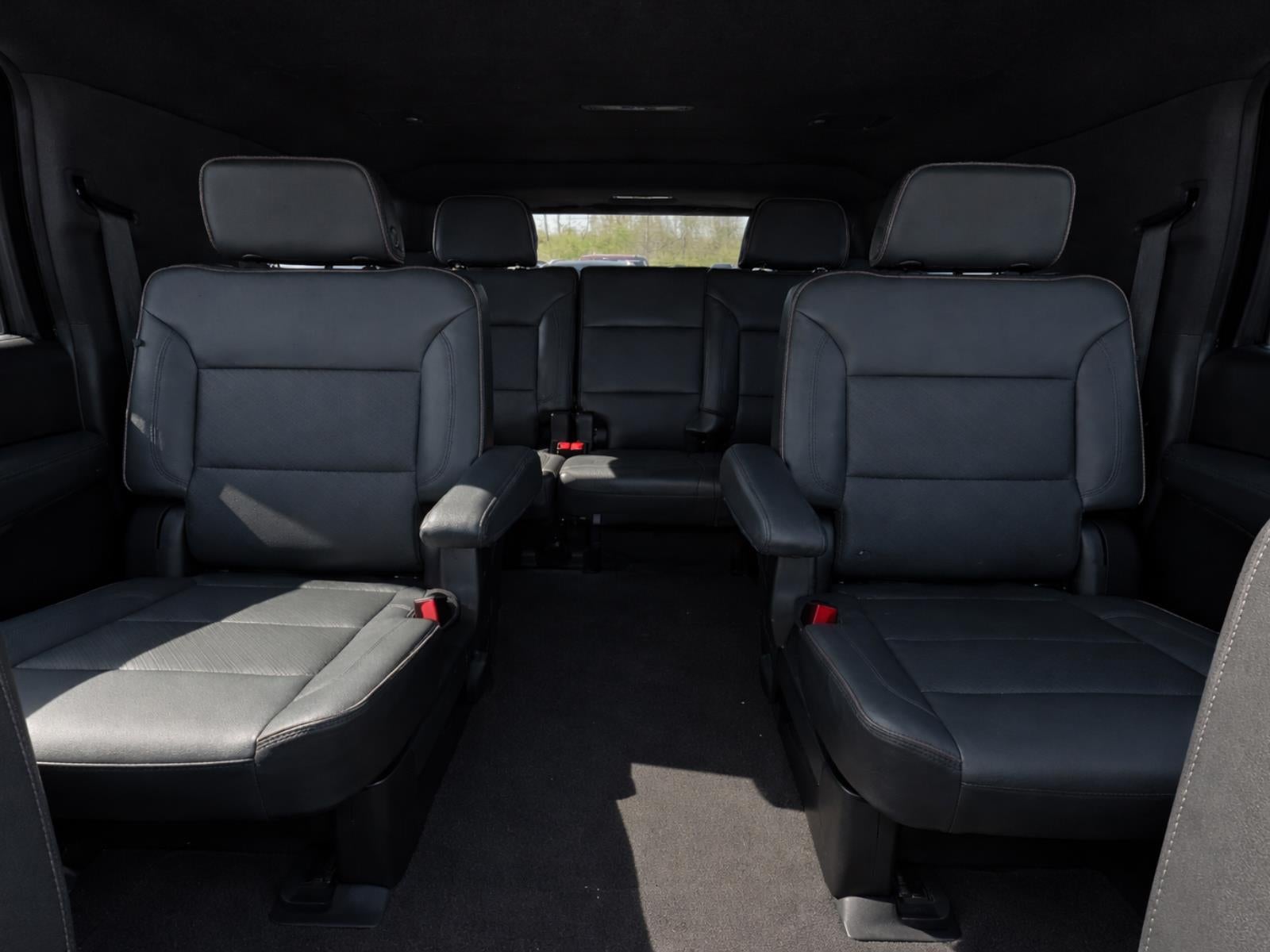 2025 GMC Yukon XL AT4