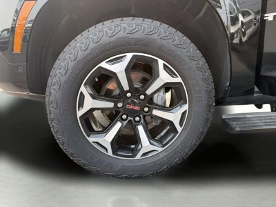 2025 GMC Yukon XL AT4