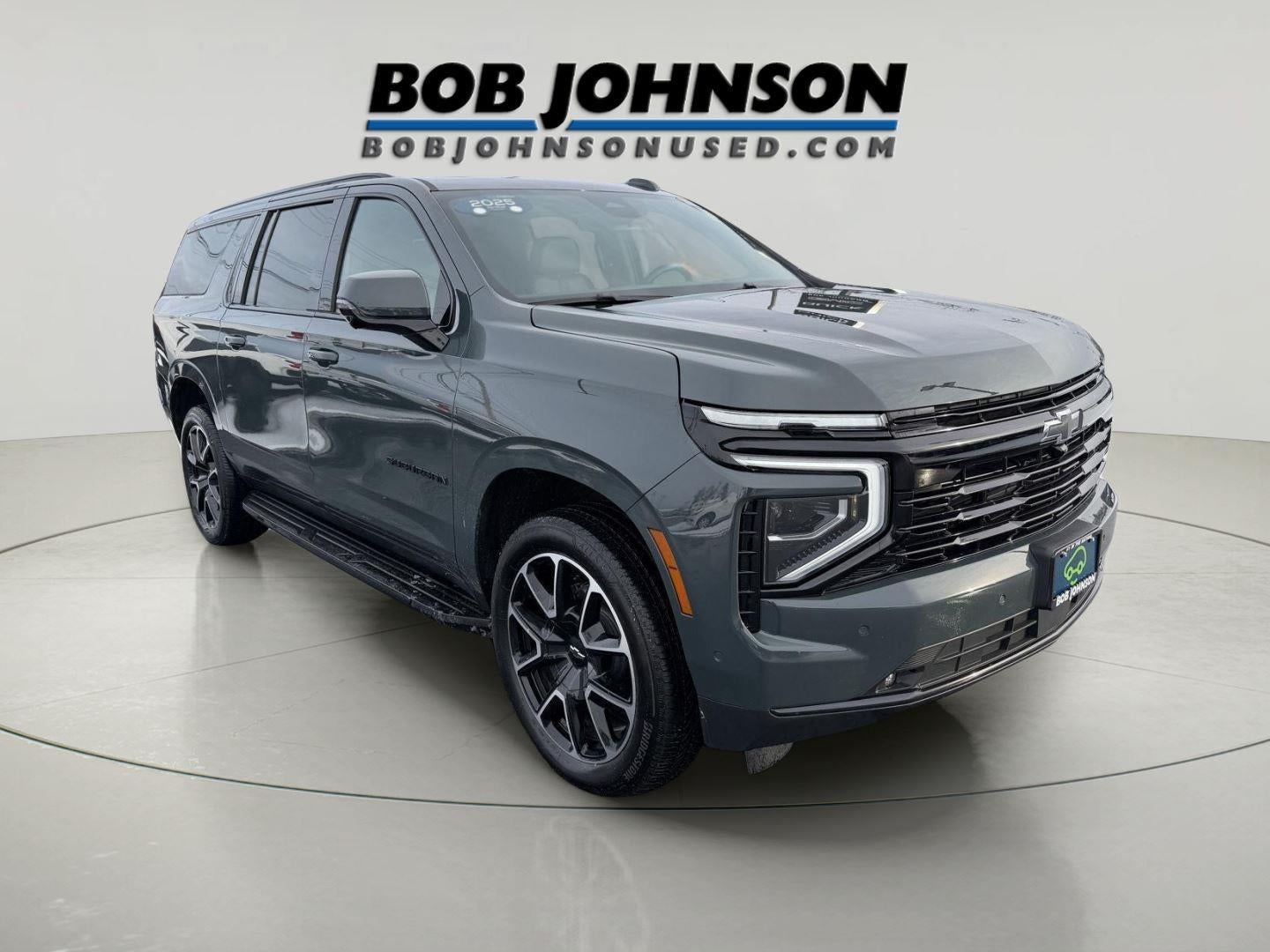 2025 Chevrolet Suburban RST