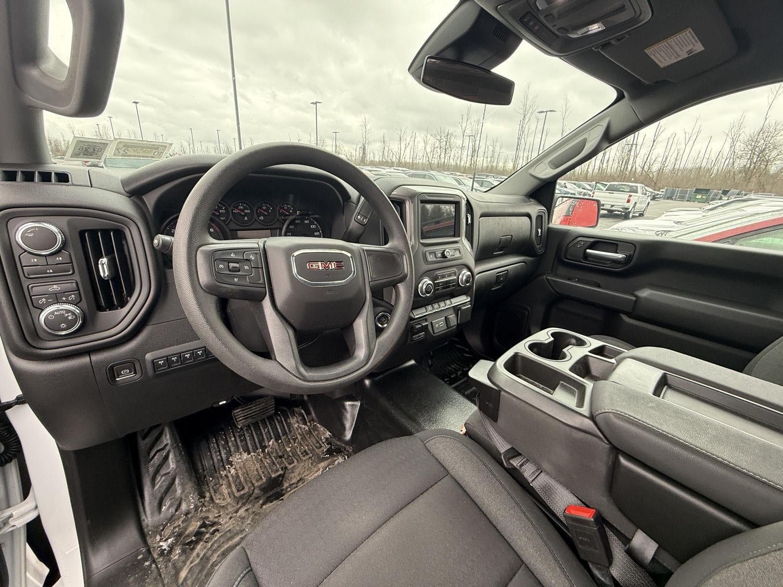 2024 GMC Sierra 2500 HD Pro