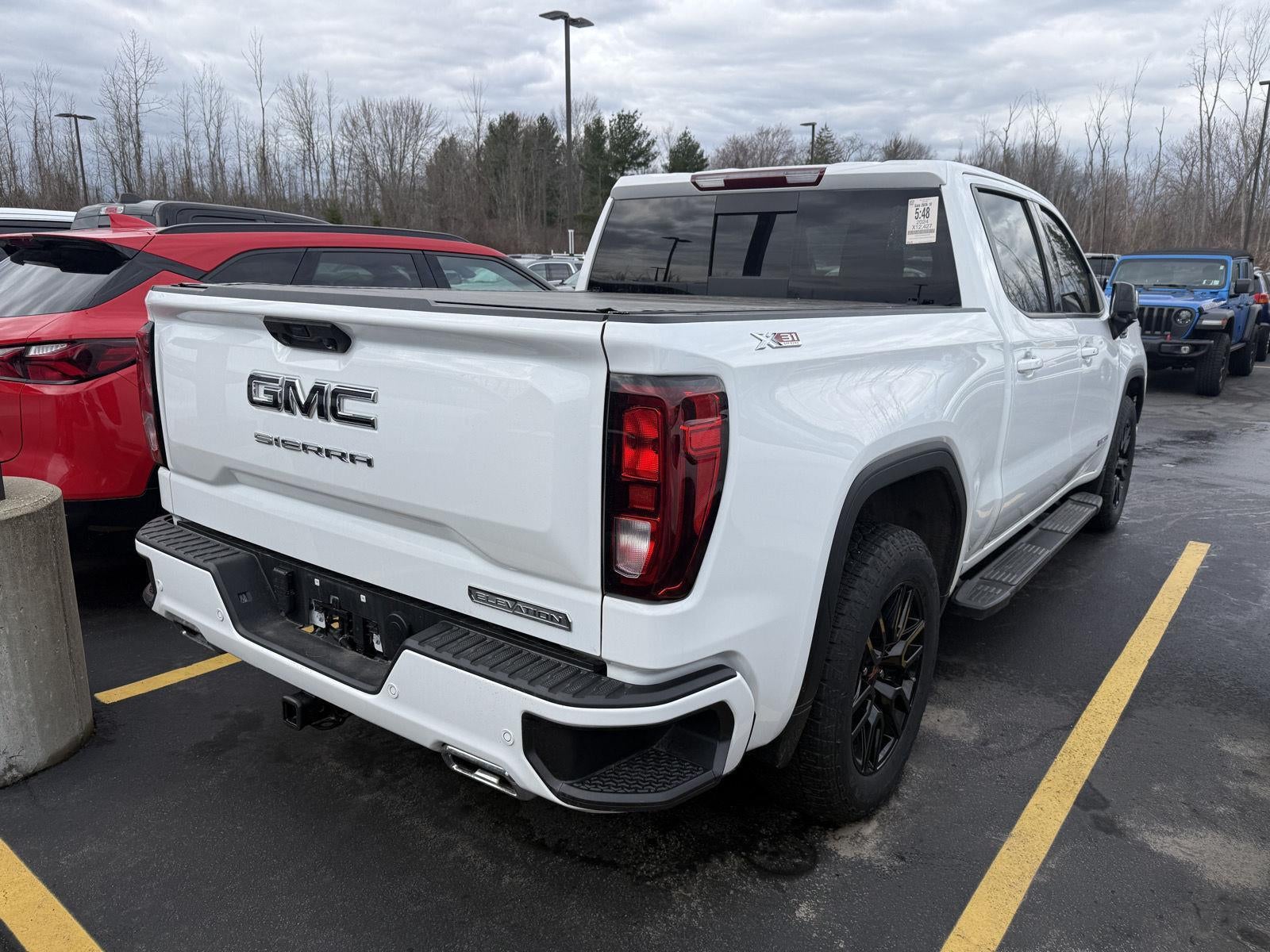 2024 GMC Sierra 1500 Elevation