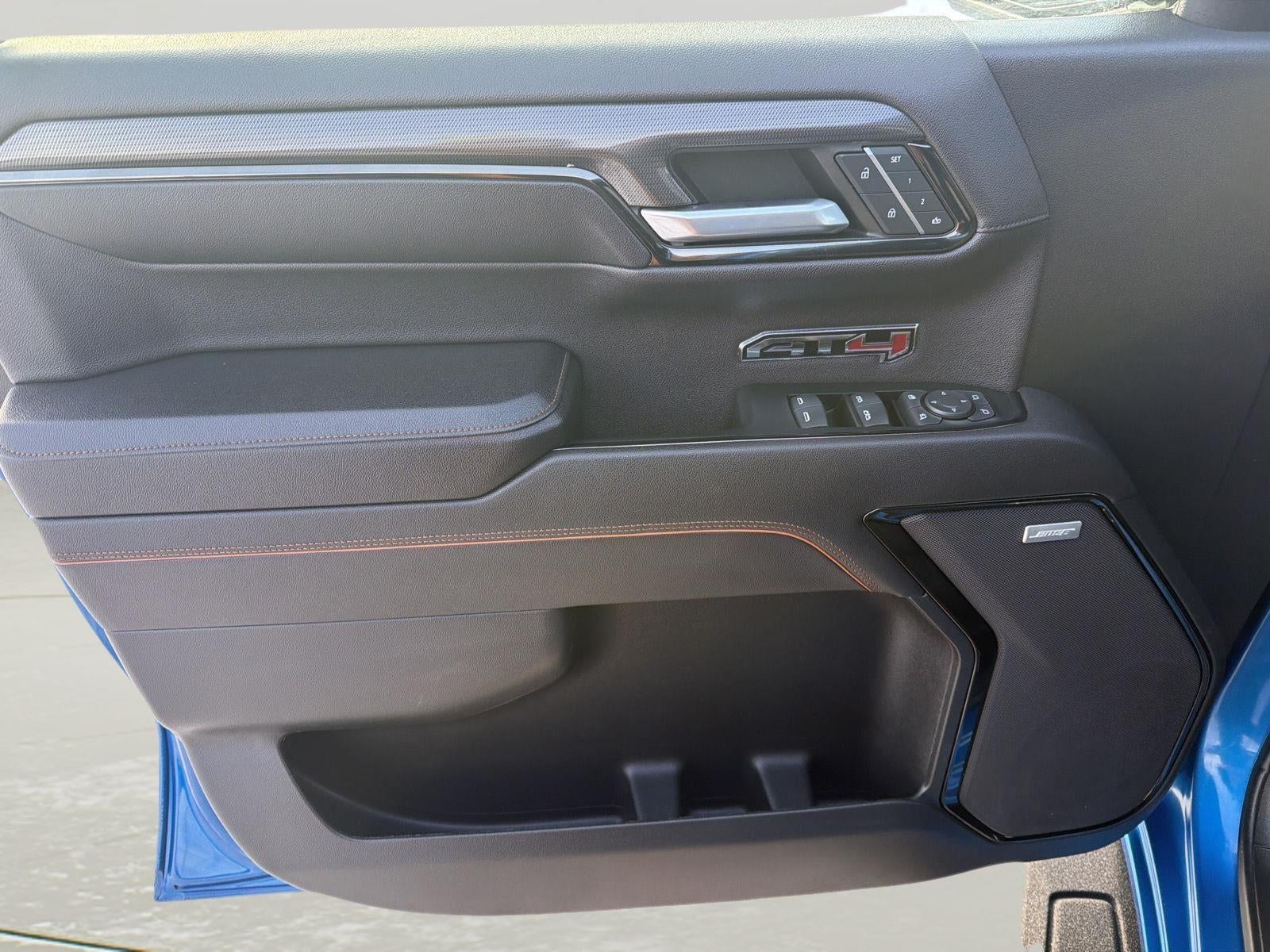 2023 GMC Sierra 1500 AT4