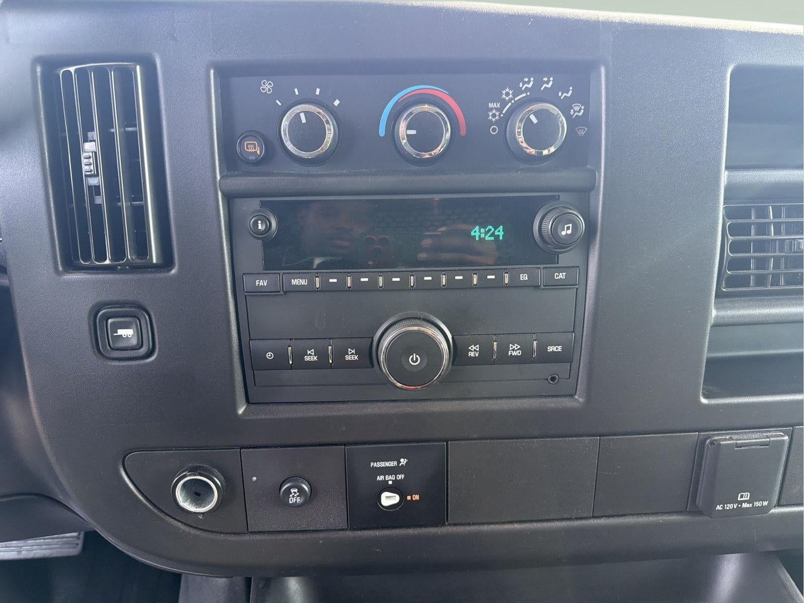 2025 GMC Savana Cargo Work Van