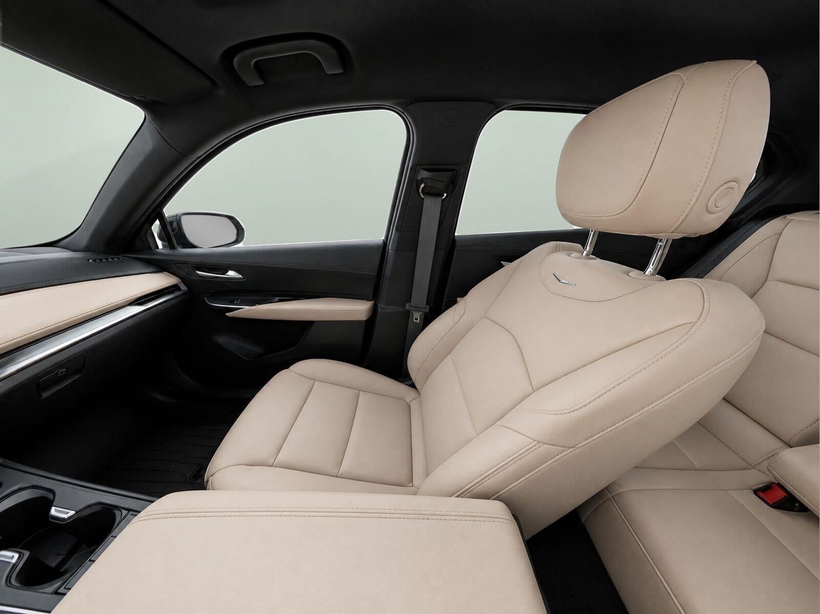 2024 Cadillac XT4 Luxury