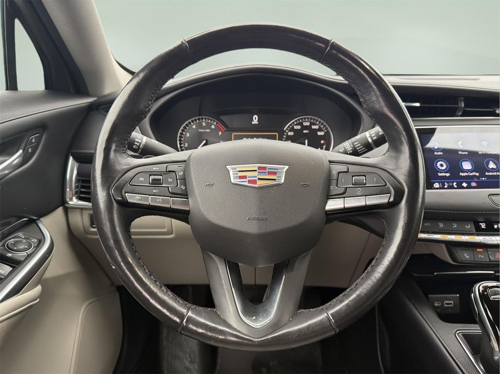 2023 Cadillac XT4 Luxury