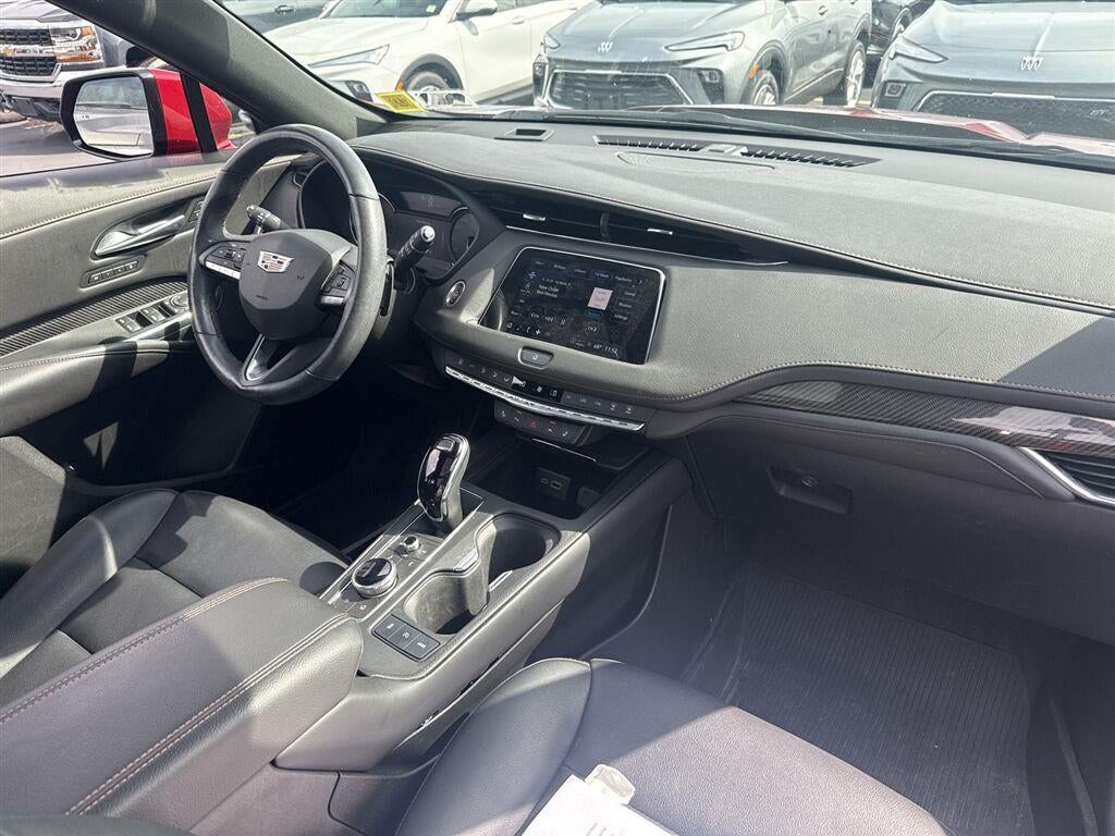 2023 Cadillac XT4 AWD Sport