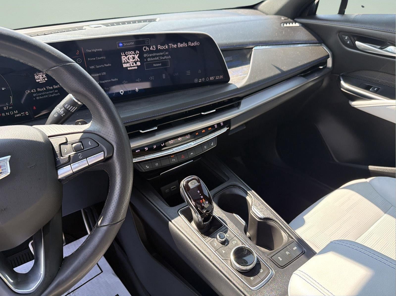 2025 Cadillac XT4 Sport