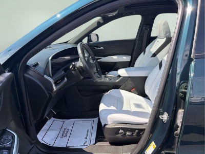 2025 Cadillac XT4 Sport