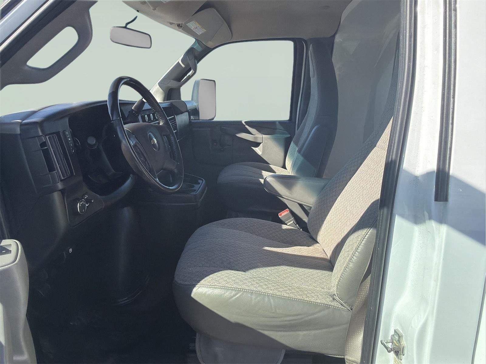 2023 Chevrolet Express Cutaway 3500 Work Van