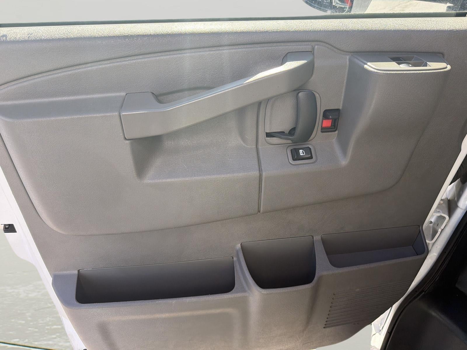 2023 Chevrolet Express Cutaway 3500 Work Van