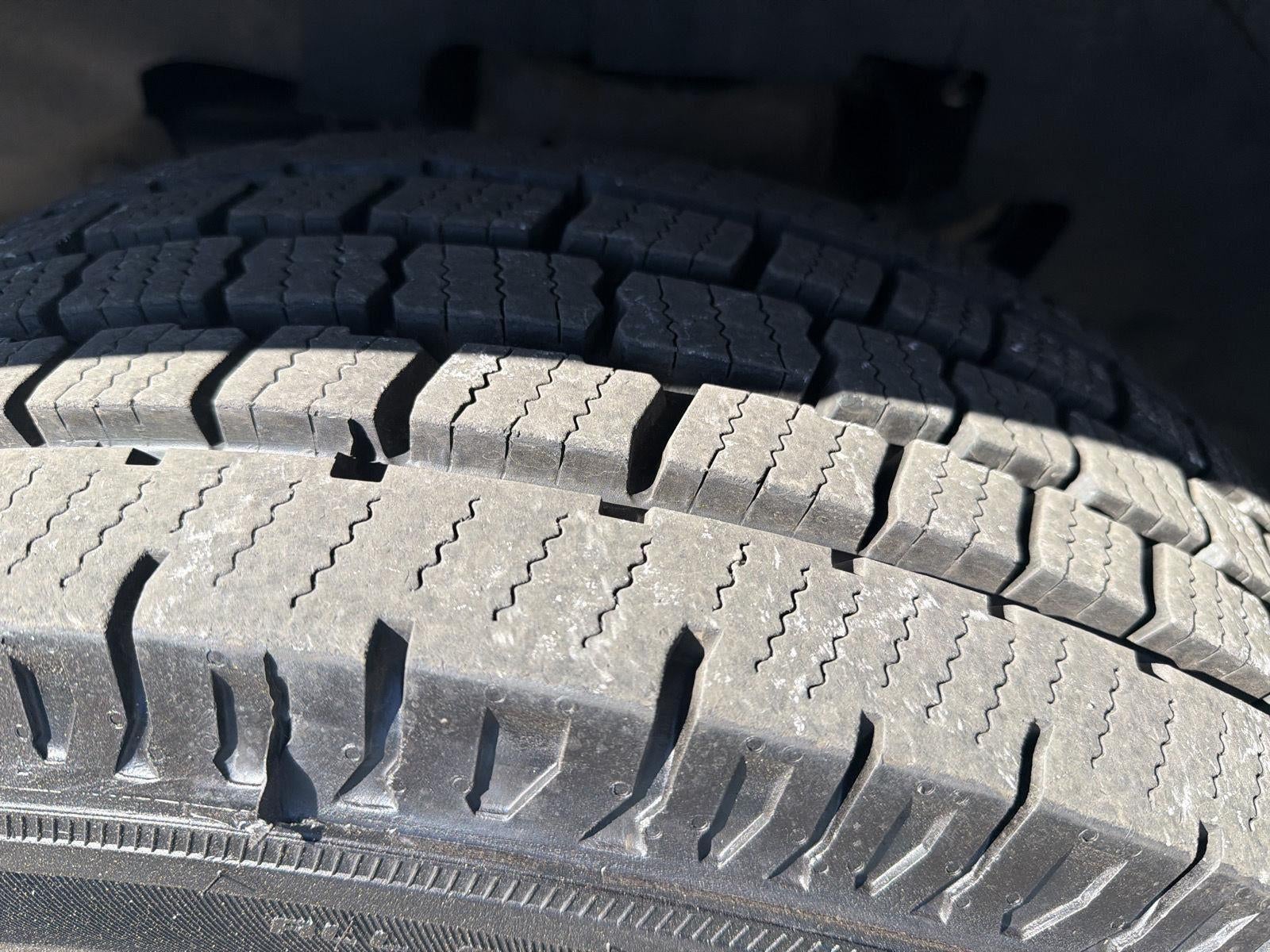 2023 Chevrolet Express Cutaway 3500 Work Van