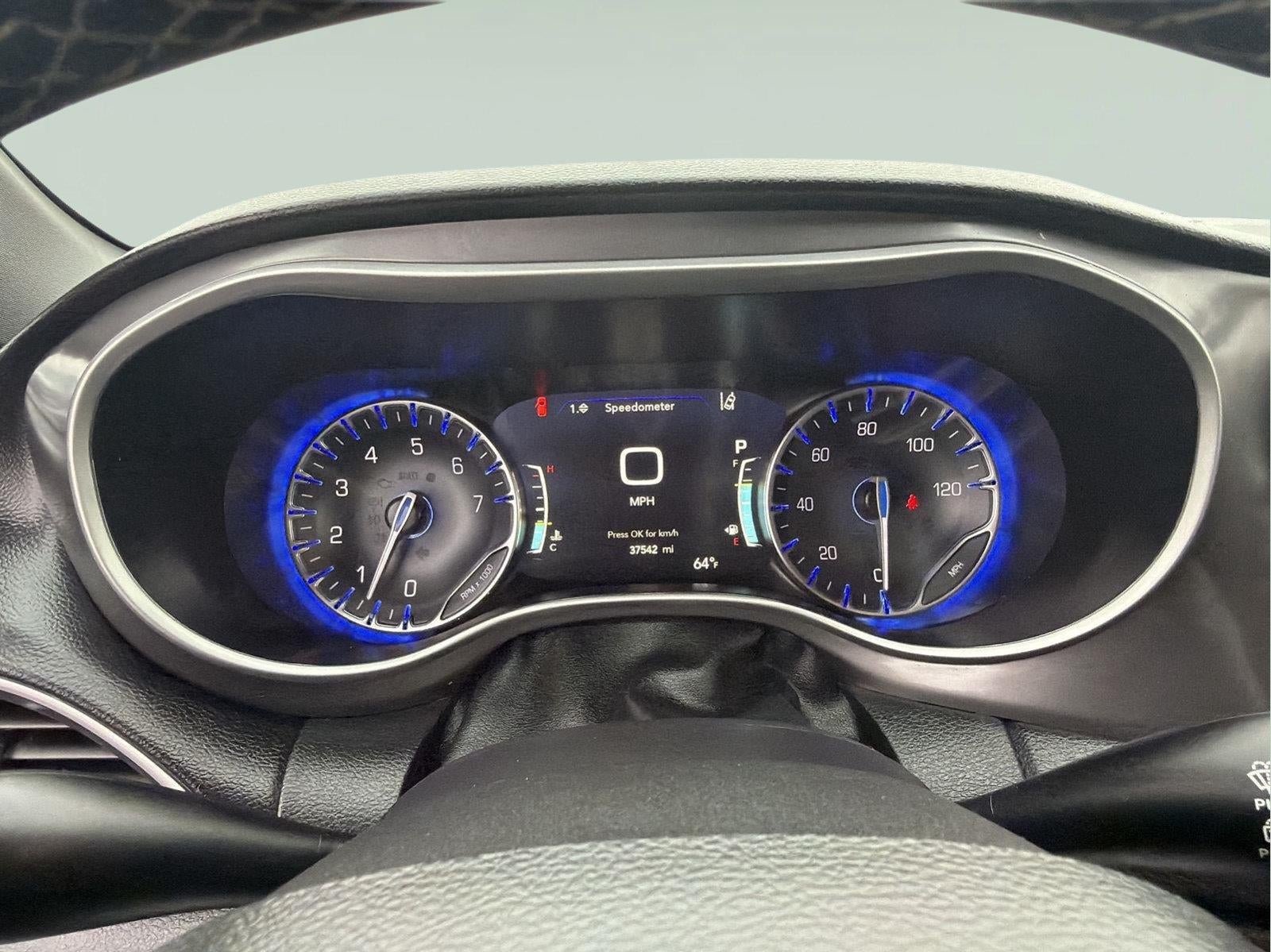 2026 Chrysler Pacifica Select - Photo 16