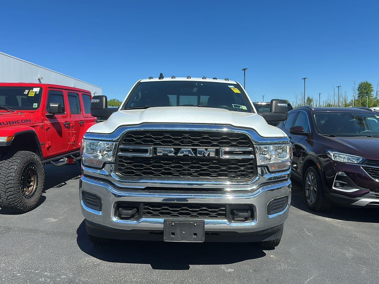 2024 RAM 3500 Tradesman Crew Cab 4x4 8' Box