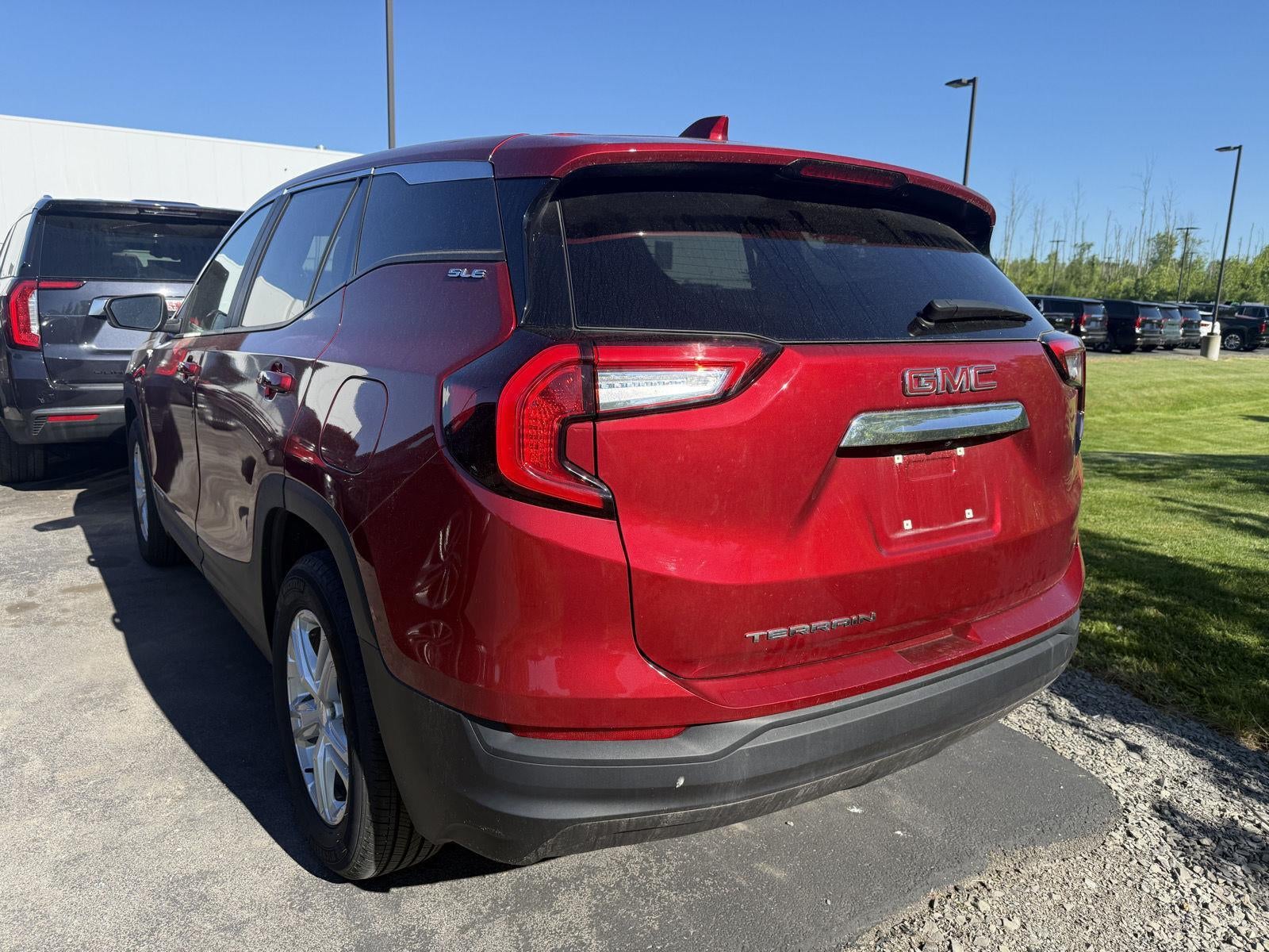 2023 GMC Terrain SLE