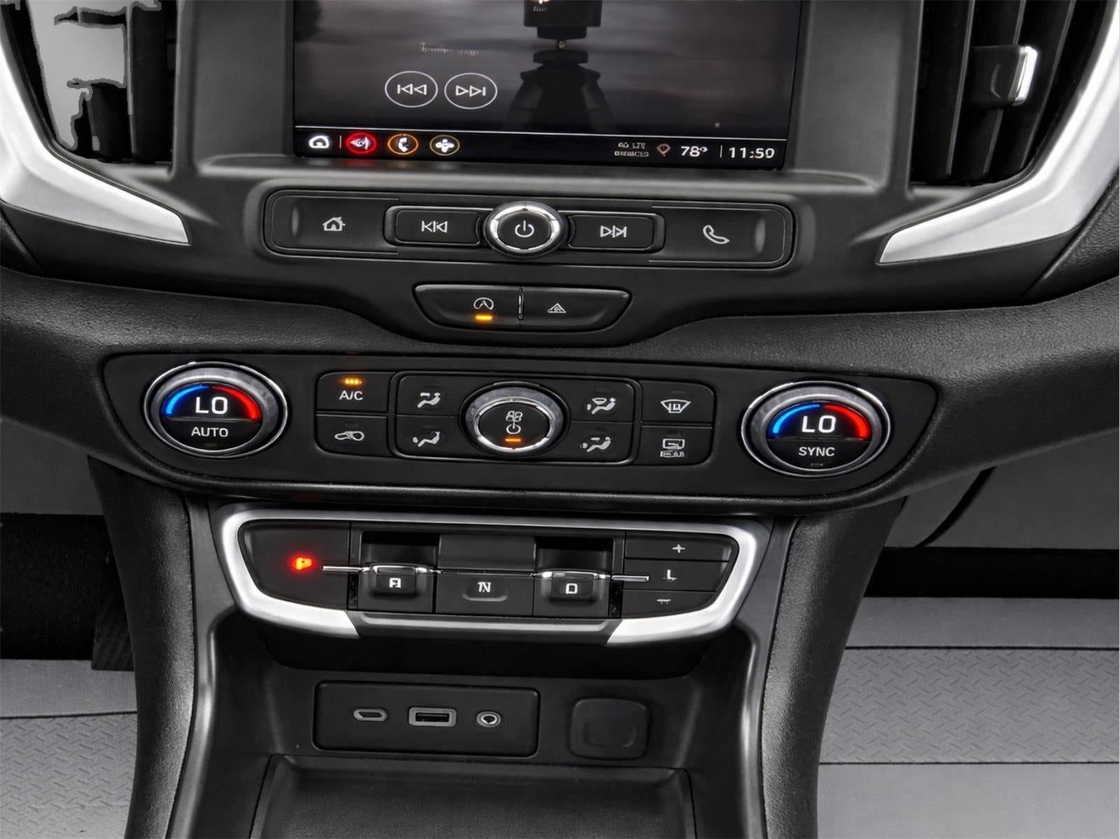2023 GMC Terrain SLE - Photo 18