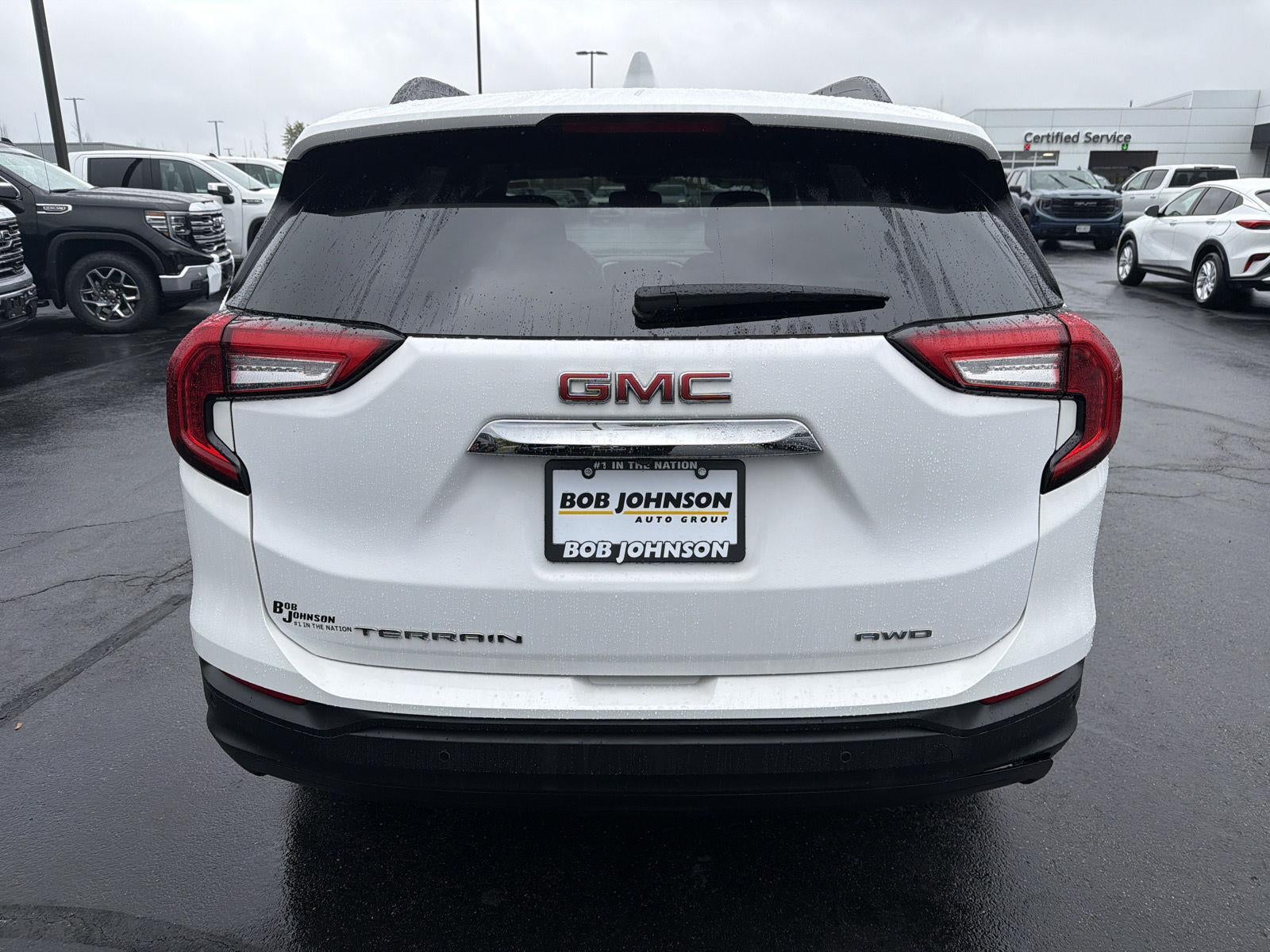 2023 GMC Terrain SLE