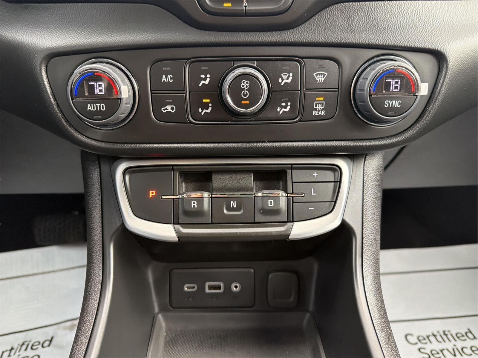 2023 GMC Terrain SLE