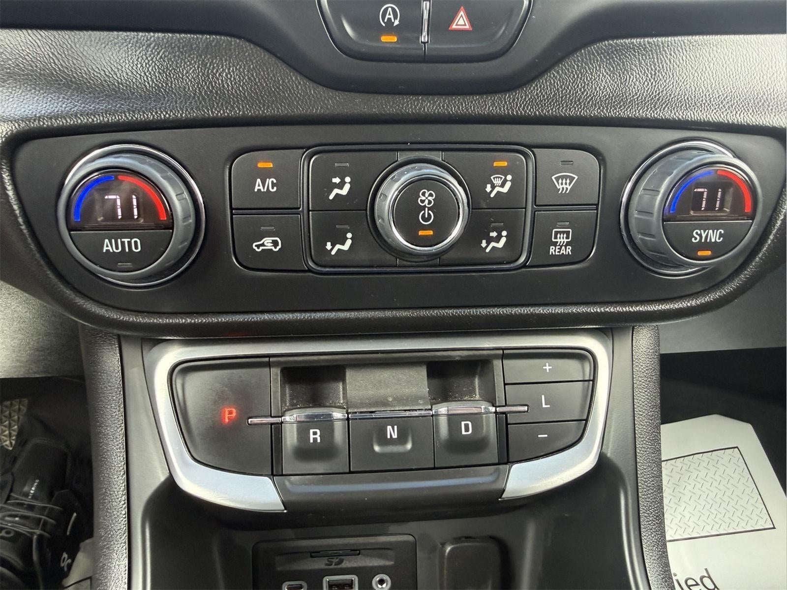 2022 GMC Terrain SLE