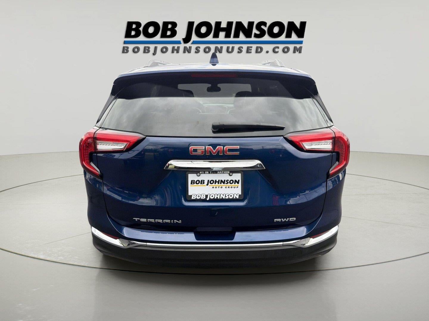 2023 GMC Terrain SLT