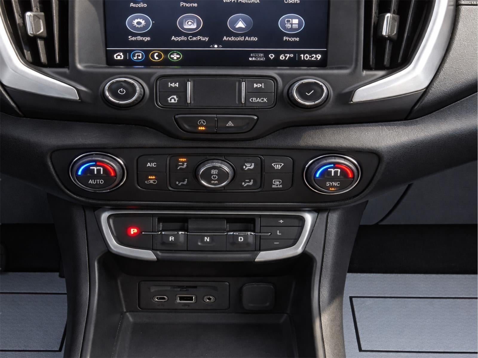 2023 GMC Terrain SLT