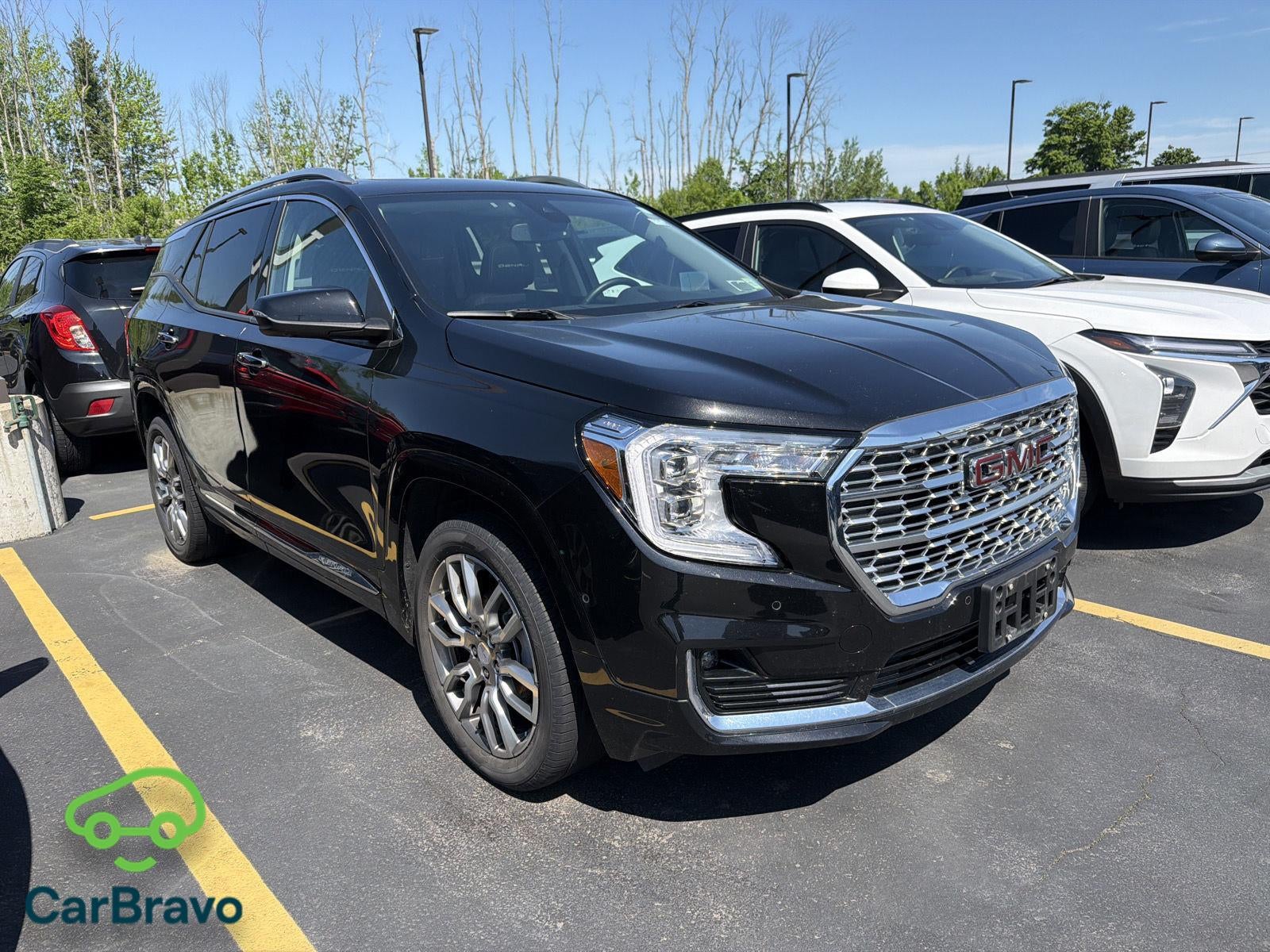 2023 GMC Terrain Denali AWD's photo