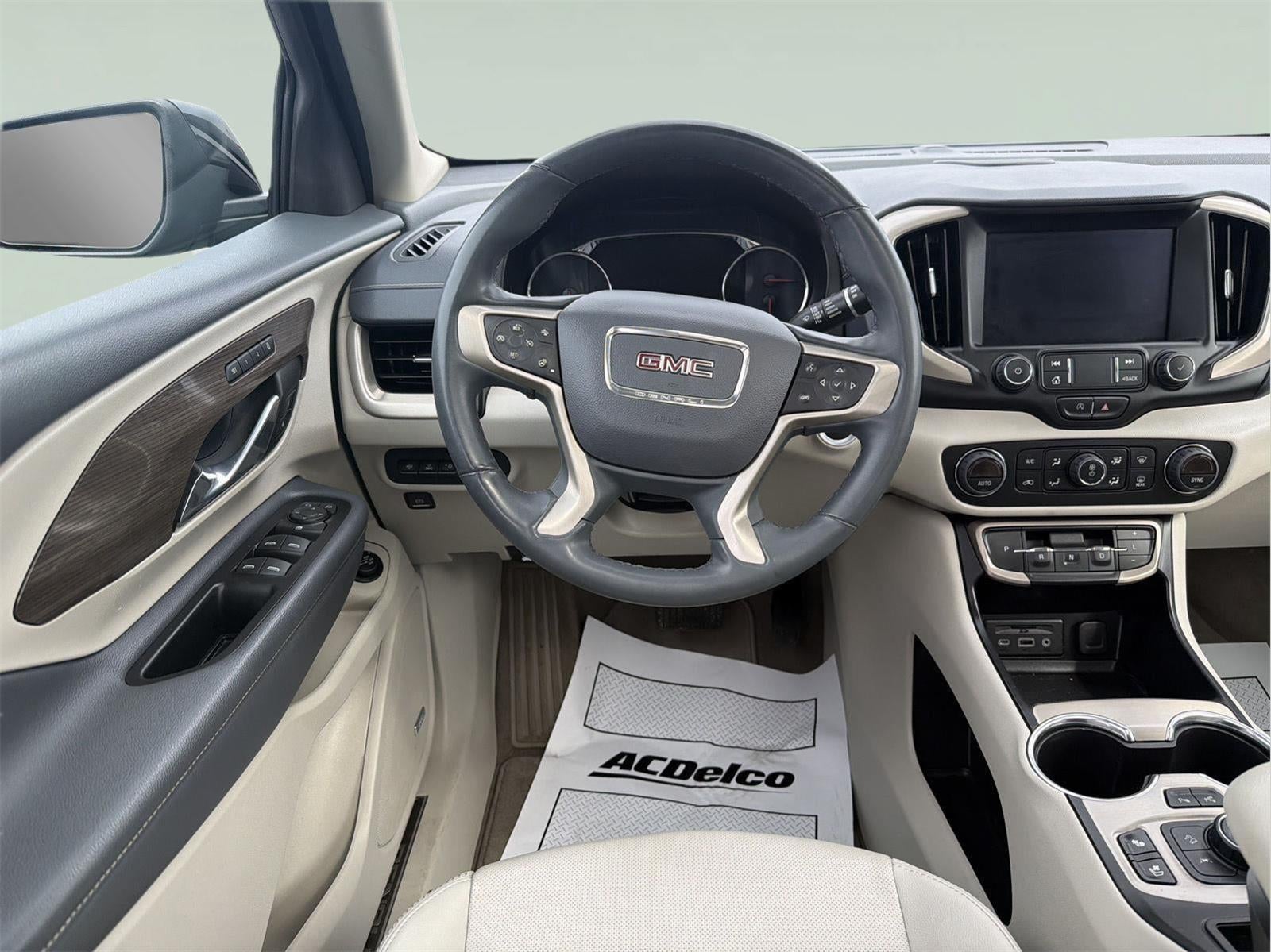 2023 GMC Terrain Denali