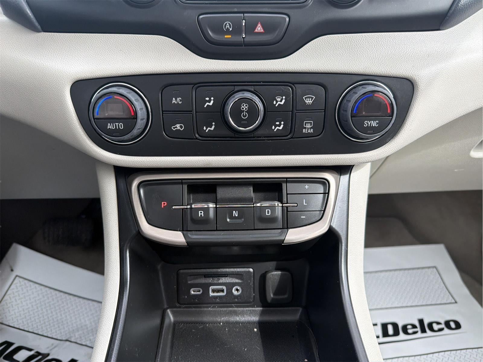 2023 GMC Terrain Denali