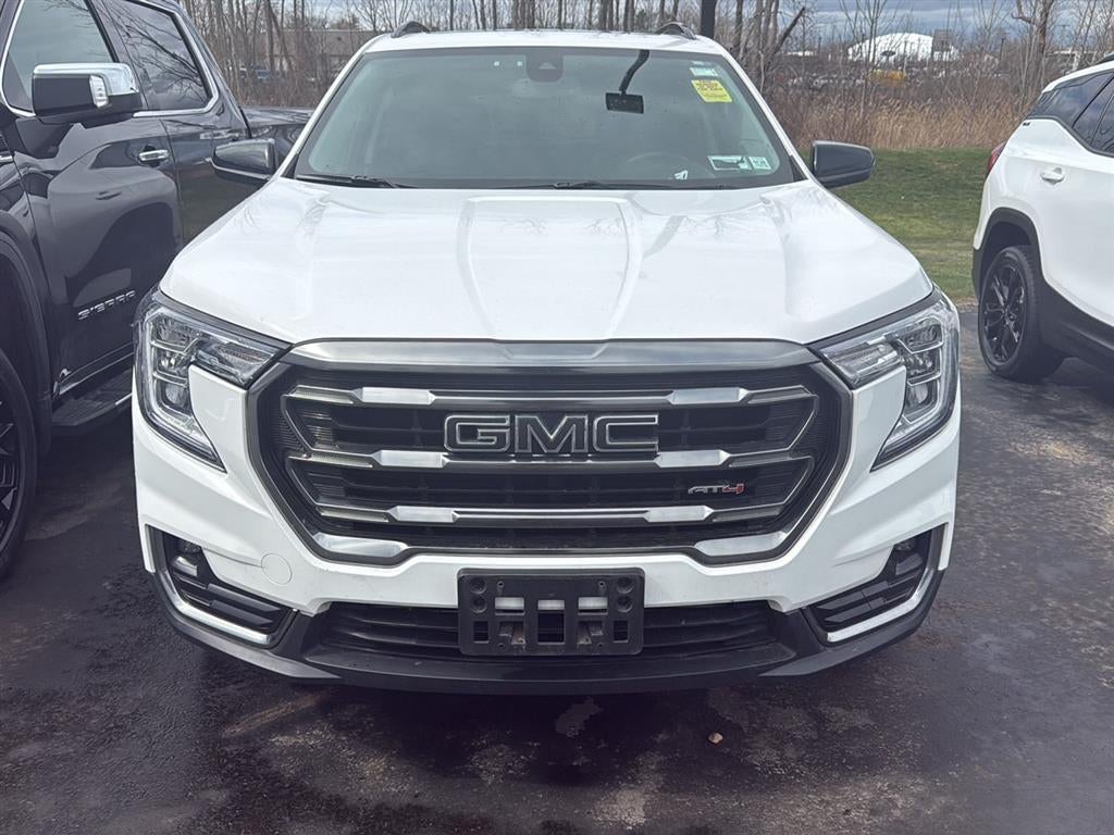 2022 GMC Terrain AT4