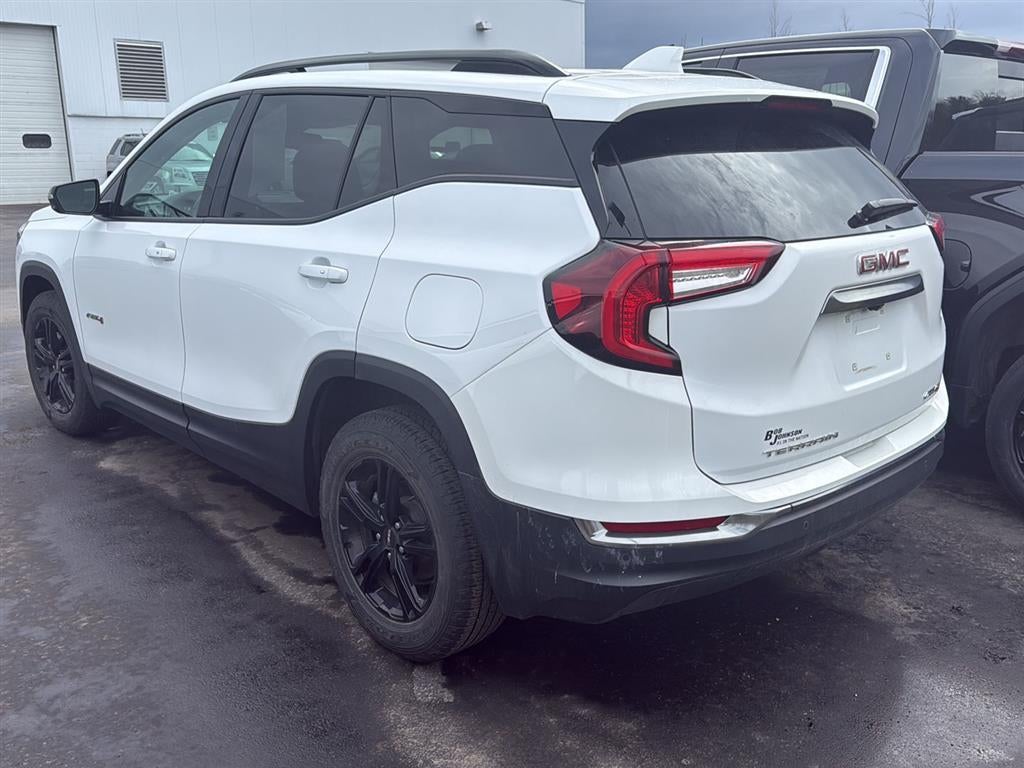 2022 GMC Terrain AT4