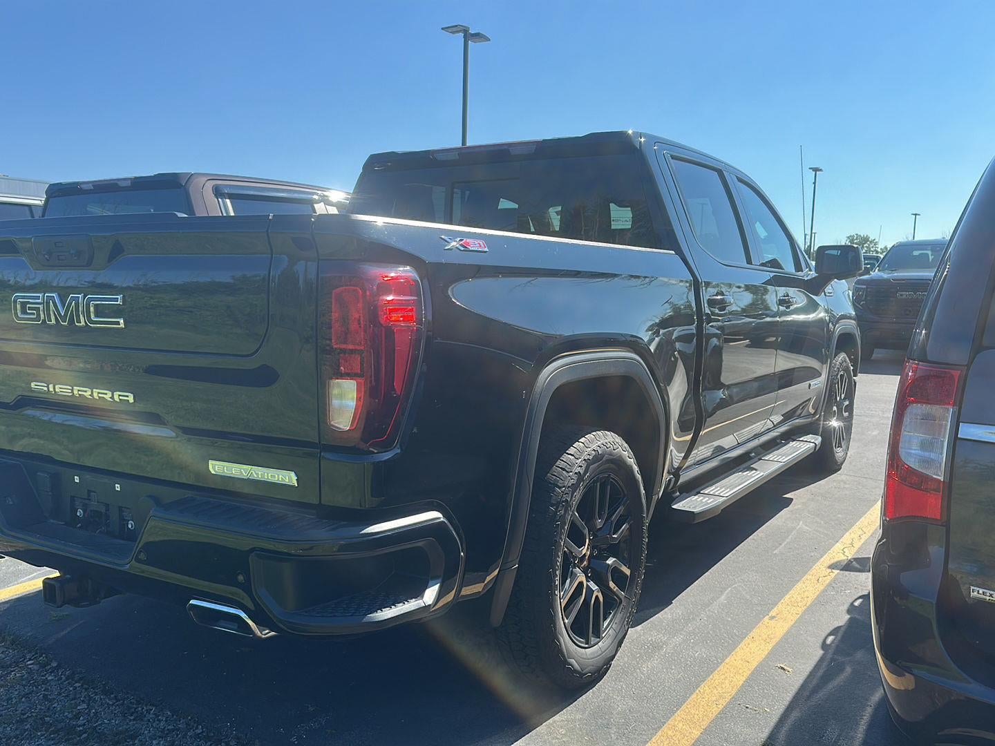 2023 GMC Sierra 1500 Elevation