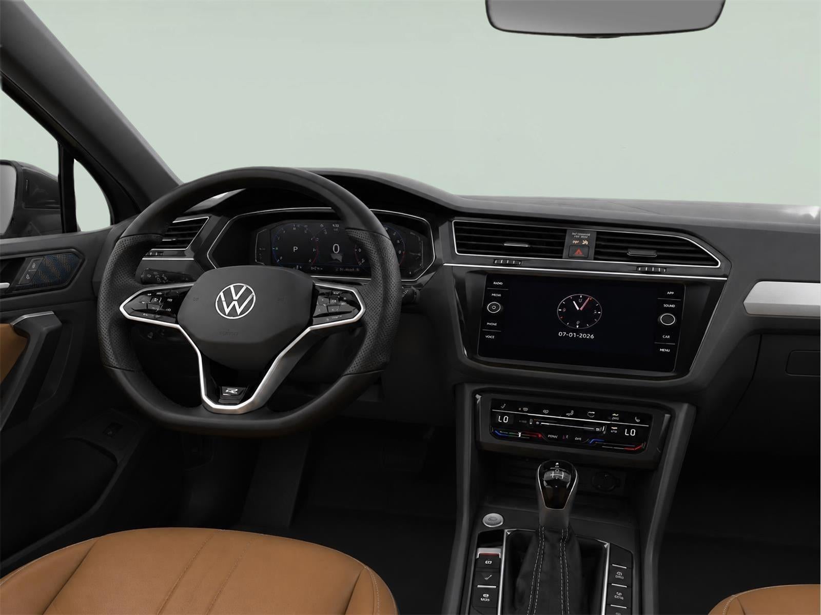 2024 Volkswagen Tiguan 2.0T SE R-Line Black