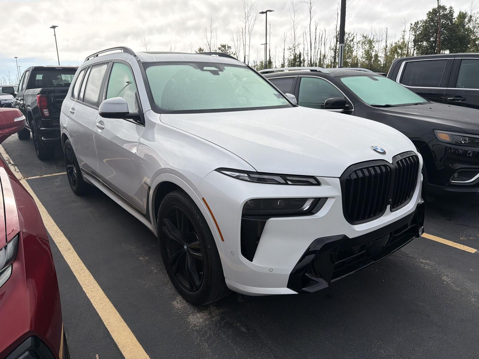 2025 BMW X7 xDrive40i
