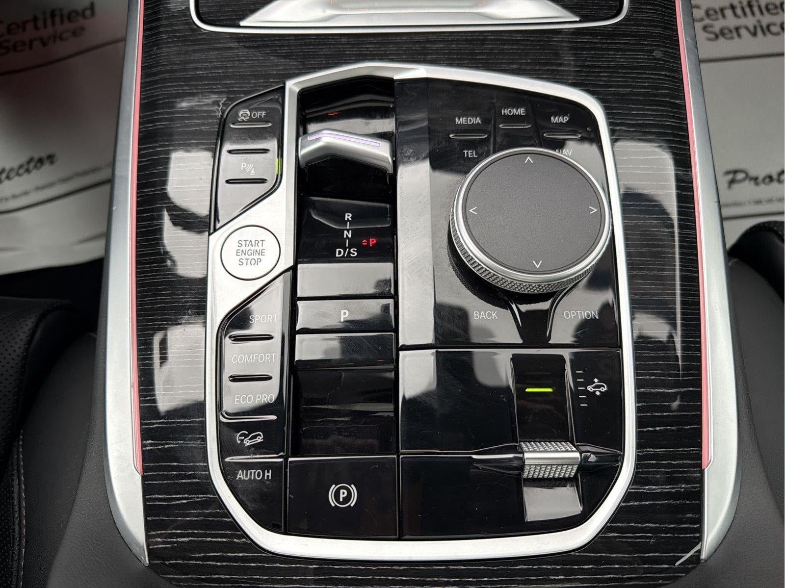 2025 BMW X7 40i - Photo 17