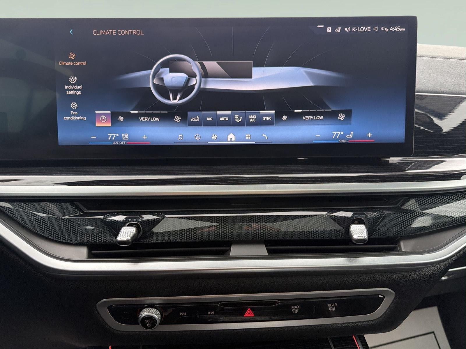 2025 BMW X7 40i - Photo 18