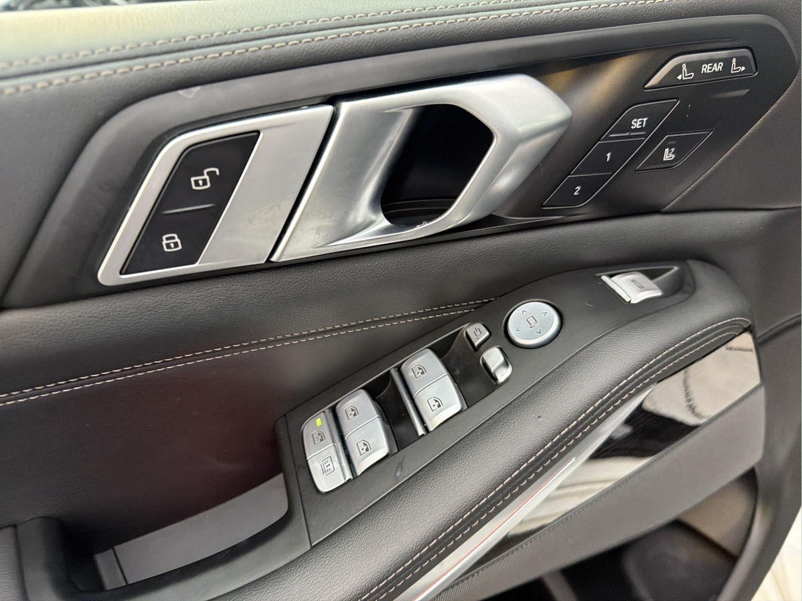 2025 BMW X7 40i - Photo 23