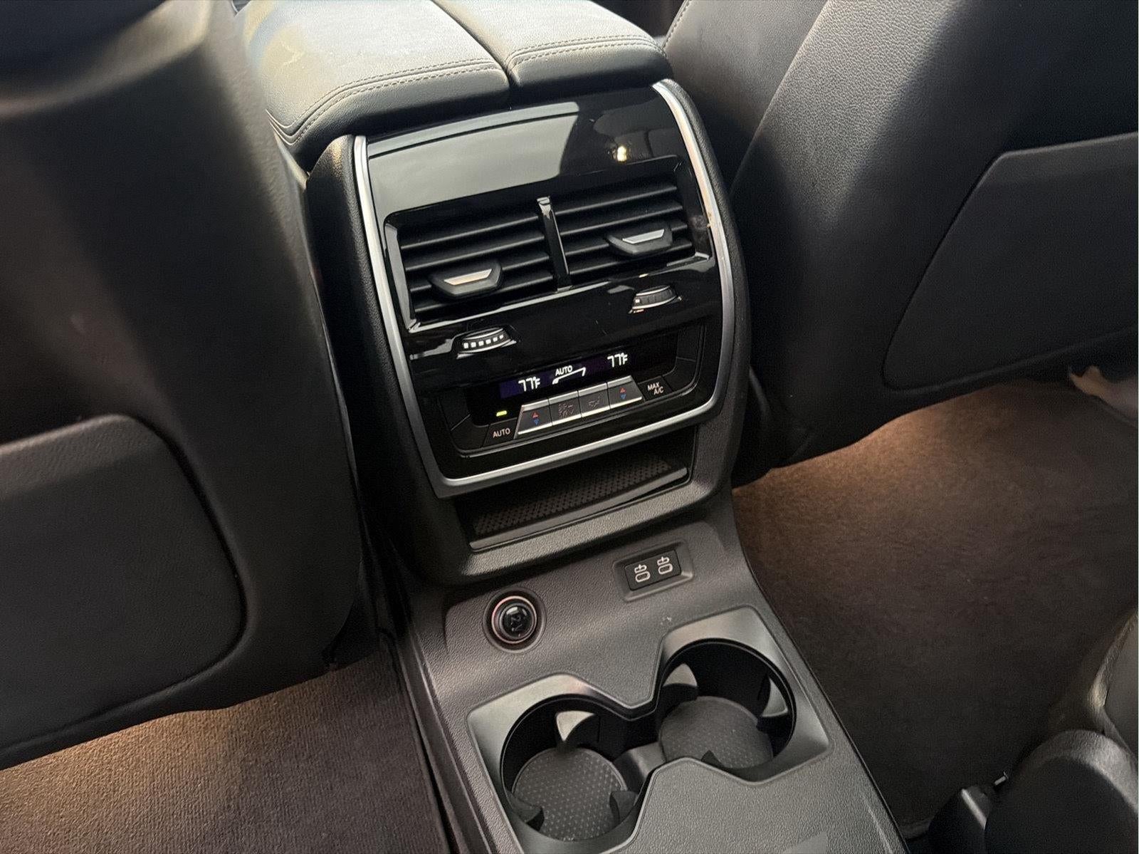 2025 BMW X7 40i - Photo 26
