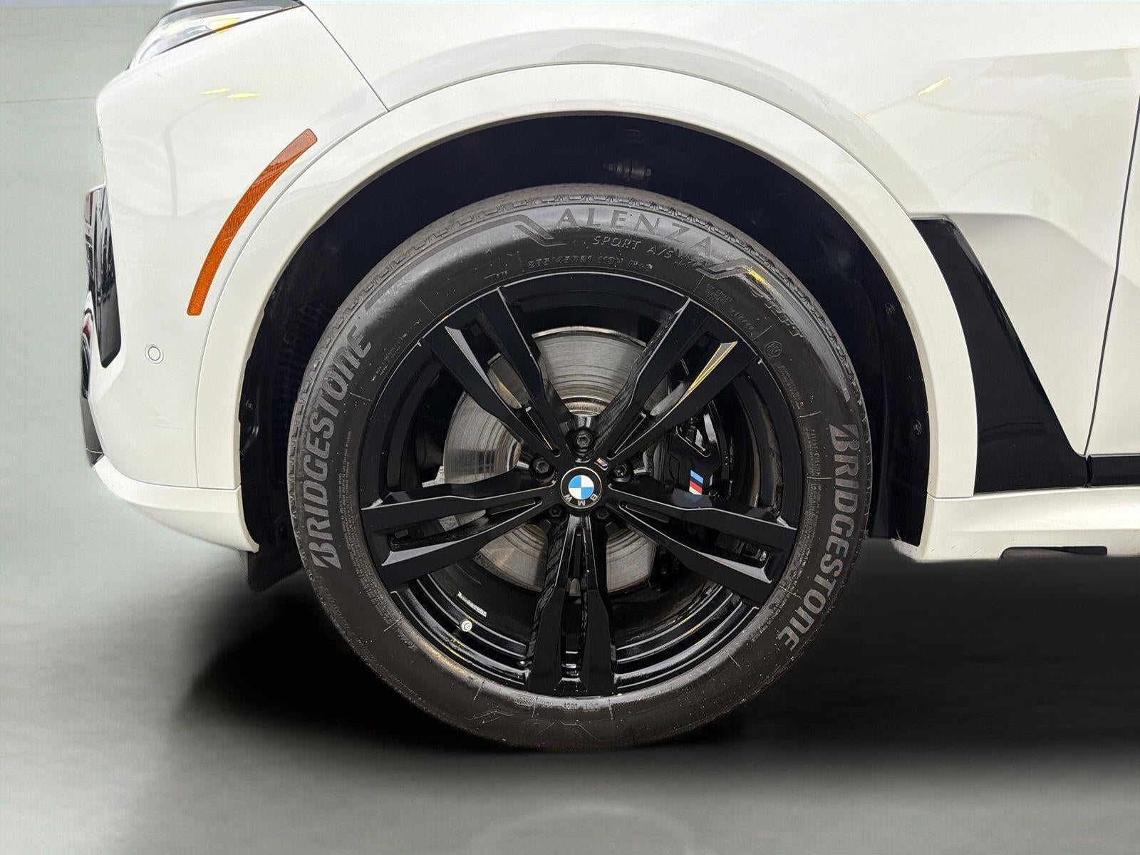 2025 BMW X7 40i - Photo 29