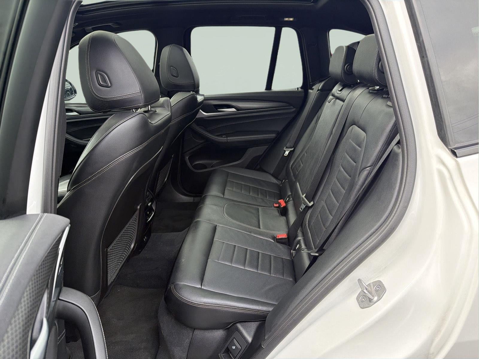 2023 BMW X3 M40i