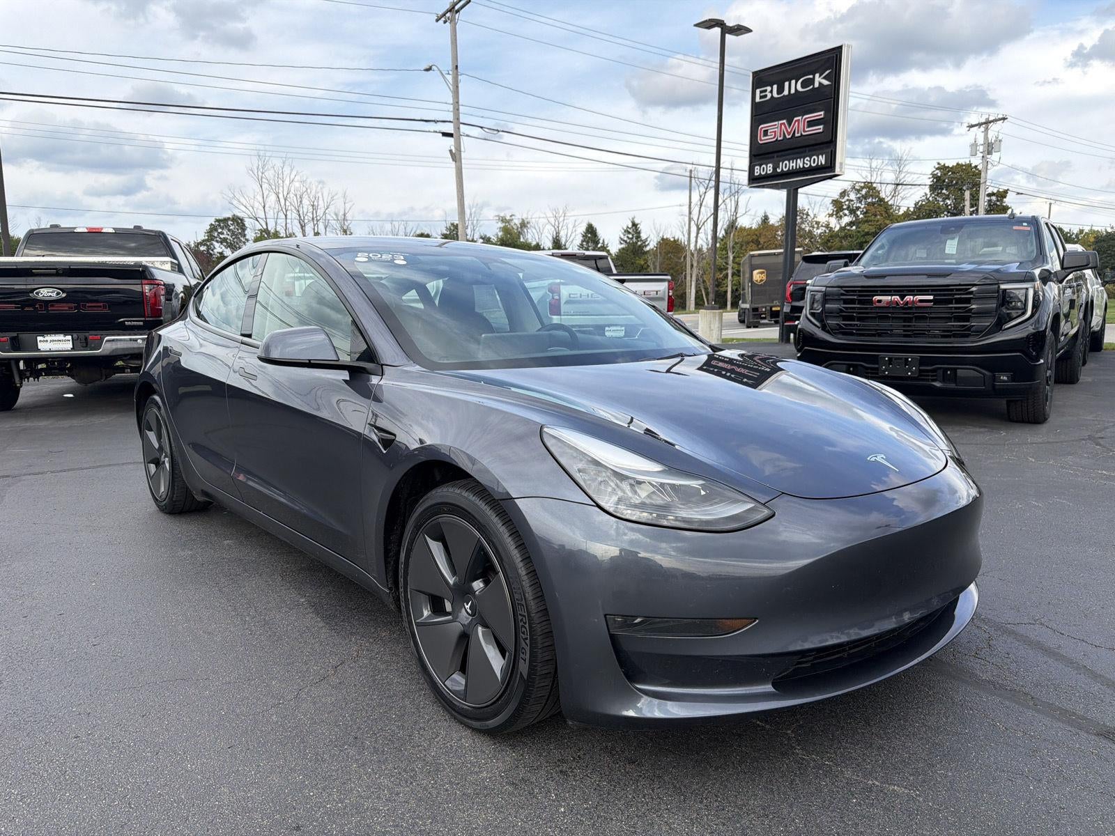 2023 Tesla Model 3 RWD