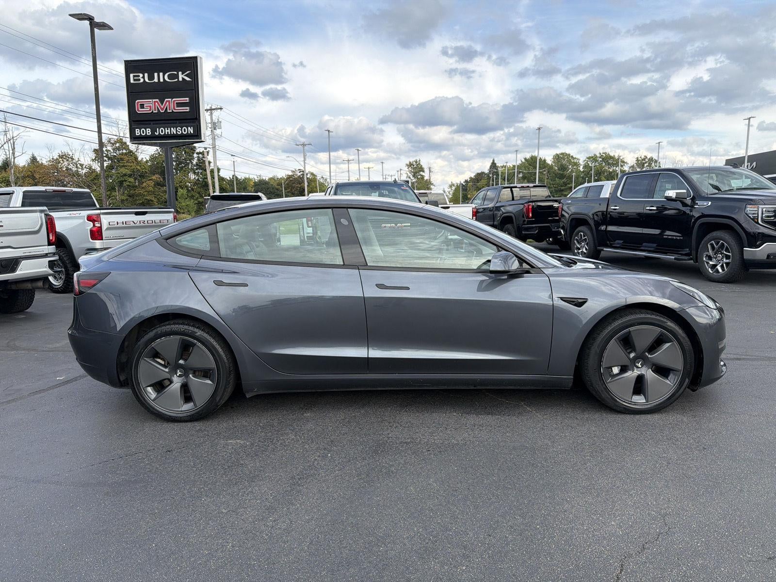 2023 Tesla Model 3 RWD