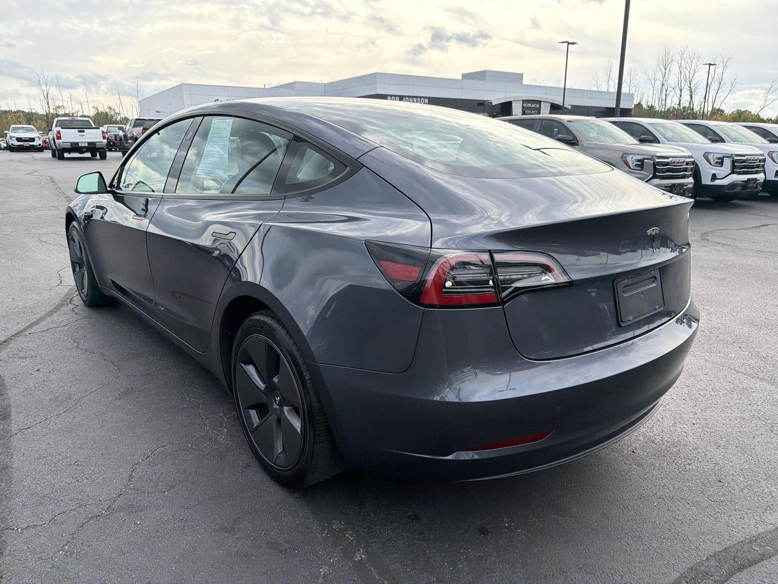 2023 Tesla Model 3 RWD