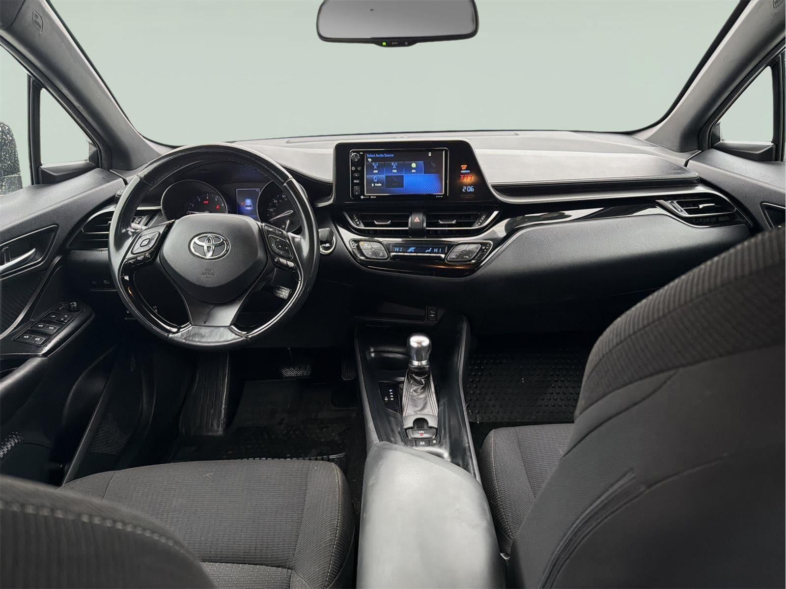 2018 Toyota C-HR XLE Premium